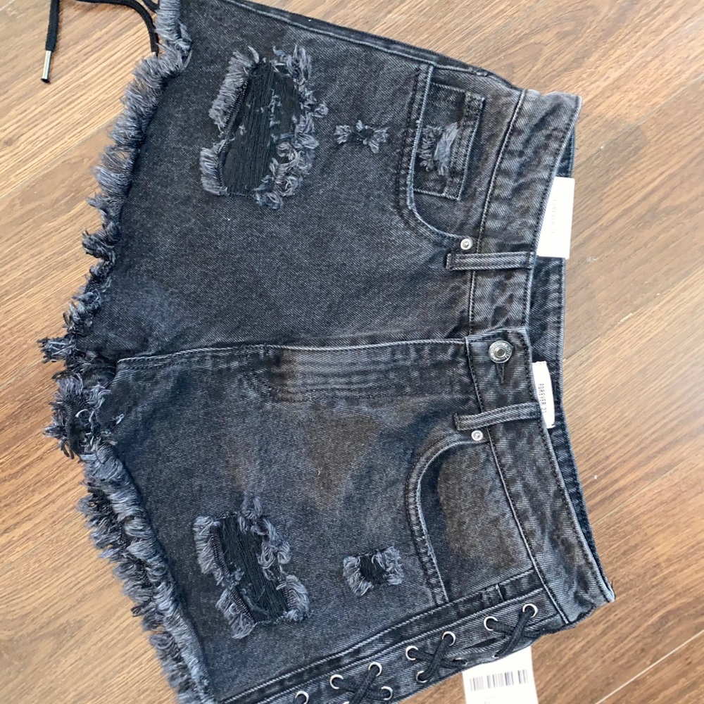 Highwasted jean shorts